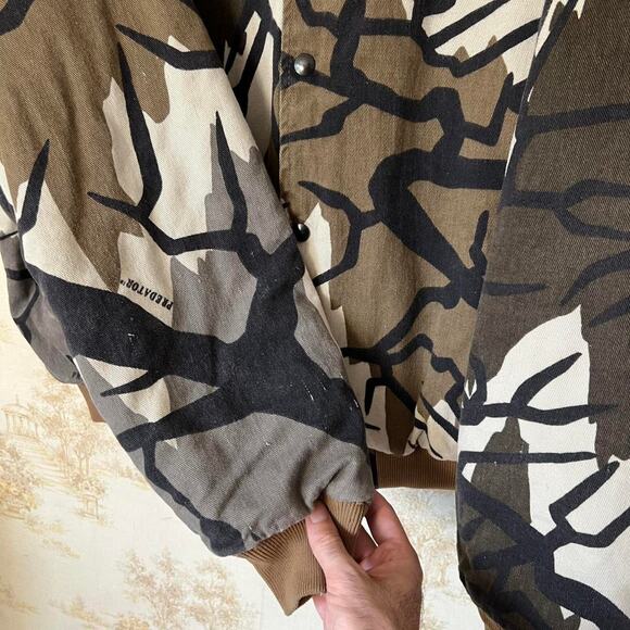 90s Predator Camo Insulated Bomber Jacket Size XL - Picture 4 of 8